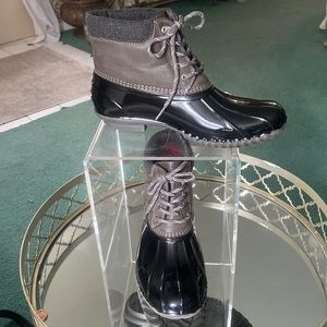 Tommy Hilfiger duck boots
